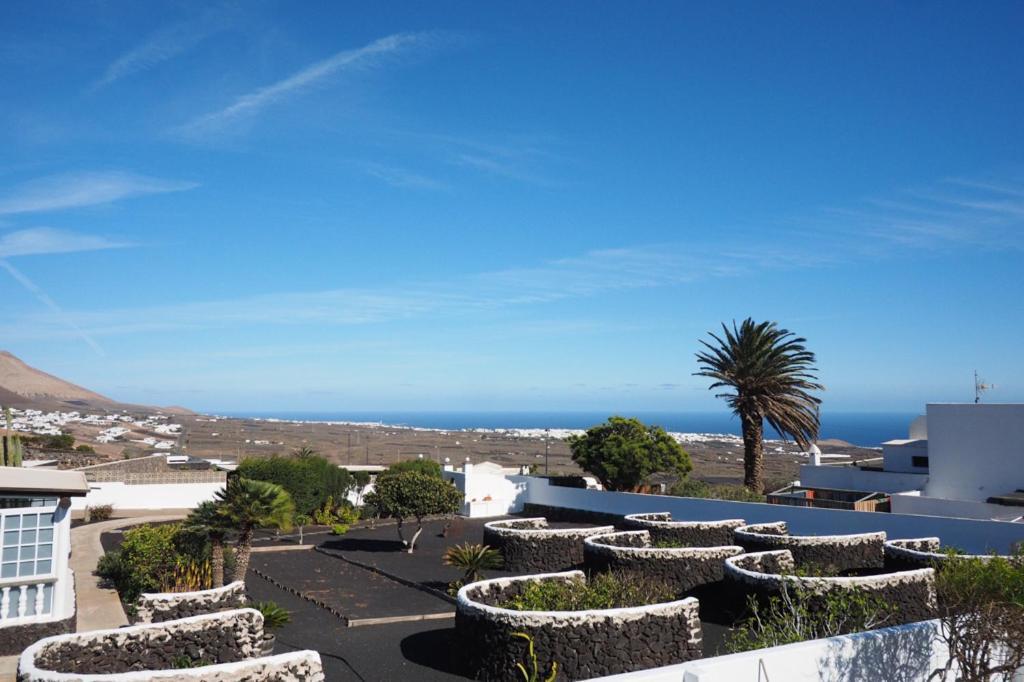 Private Apartment With Mountain And Sea Views, La Asomada, Lanzarote Tías Esterno foto